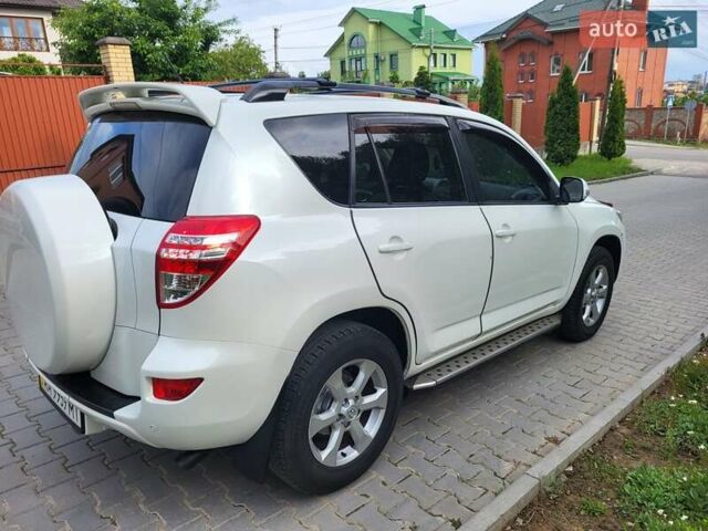 Белый Тойота РАВ 4, объемом двигателя 1.99 л и пробегом 231 тыс. км за 12500 $, фото 20 на Automoto.ua