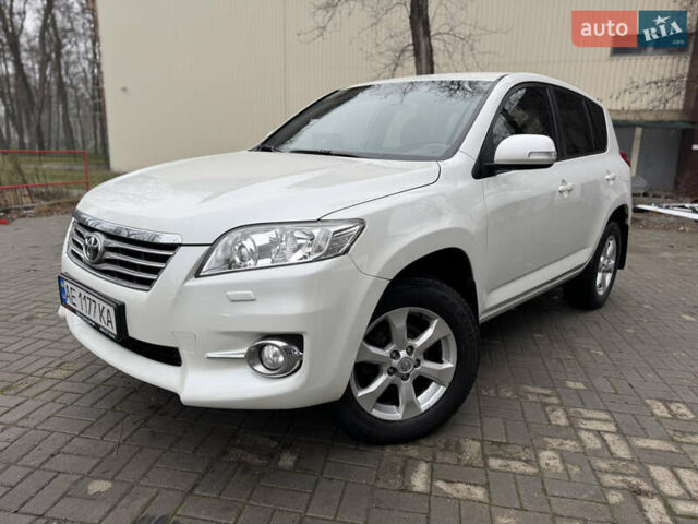 Белый Тойота РАВ 4, объемом двигателя 1.99 л и пробегом 186 тыс. км за 11999 $, фото 3 на Automoto.ua