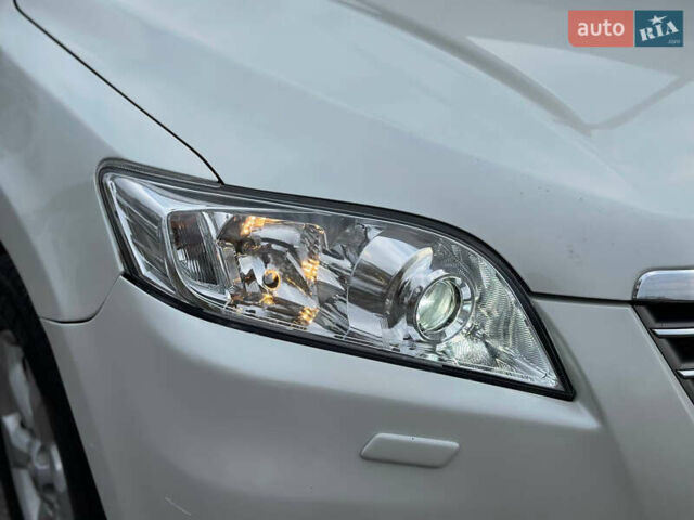 Белый Тойота РАВ 4, объемом двигателя 2 л и пробегом 186 тыс. км за 12999 $, фото 45 на Automoto.ua