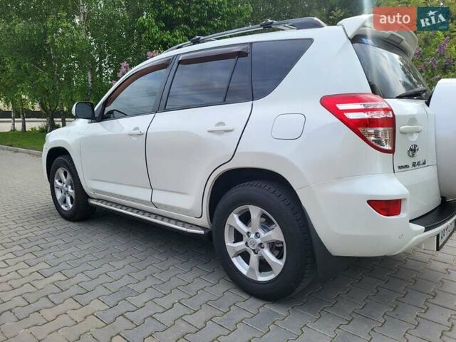 Белый Тойота РАВ 4, объемом двигателя 1.99 л и пробегом 231 тыс. км за 12500 $, фото 33 на Automoto.ua