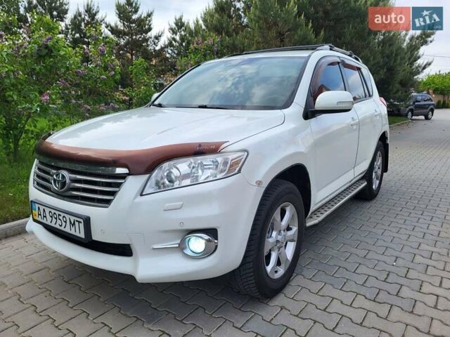 Белый Тойота РАВ 4, объемом двигателя 1.99 л и пробегом 231 тыс. км за 12500 $, фото 49 на Automoto.ua
