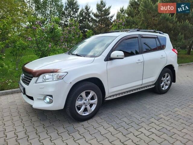 Белый Тойота РАВ 4, объемом двигателя 1.99 л и пробегом 231 тыс. км за 12500 $, фото 43 на Automoto.ua