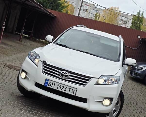 Белый Тойота РАВ 4, объемом двигателя 2.23 л и пробегом 250 тыс. км за 10850 $, фото 6 на Automoto.ua