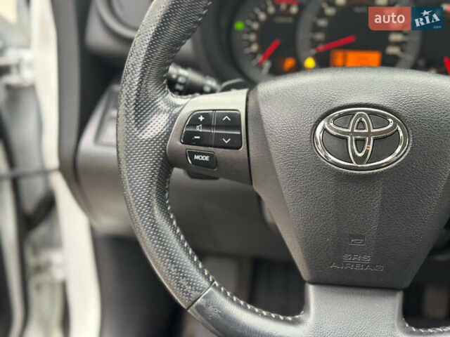 Белый Тойота РАВ 4, объемом двигателя 2 л и пробегом 186 тыс. км за 12999 $, фото 36 на Automoto.ua