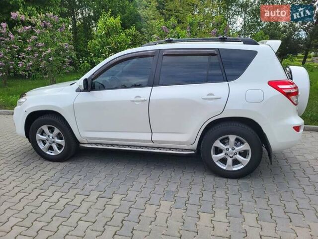 Белый Тойота РАВ 4, объемом двигателя 1.99 л и пробегом 231 тыс. км за 12500 $, фото 37 на Automoto.ua
