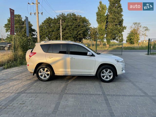Білий Тойота РАВ 4, об'ємом двигуна 2 л та пробігом 174 тис. км за 13000 $, фото 5 на Automoto.ua