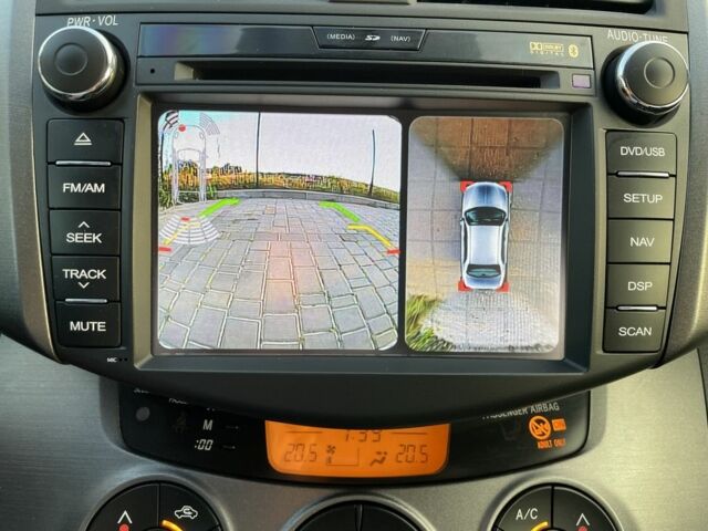 Білий Тойота РАВ 4, об'ємом двигуна 2 л та пробігом 174 тис. км за 13000 $, фото 11 на Automoto.ua