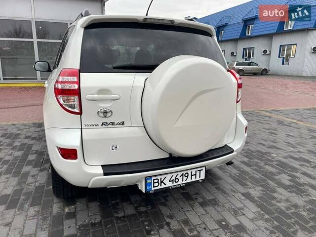 Белый Тойота РАВ 4, объемом двигателя 2.23 л и пробегом 218 тыс. км за 12000 $, фото 10 на Automoto.ua