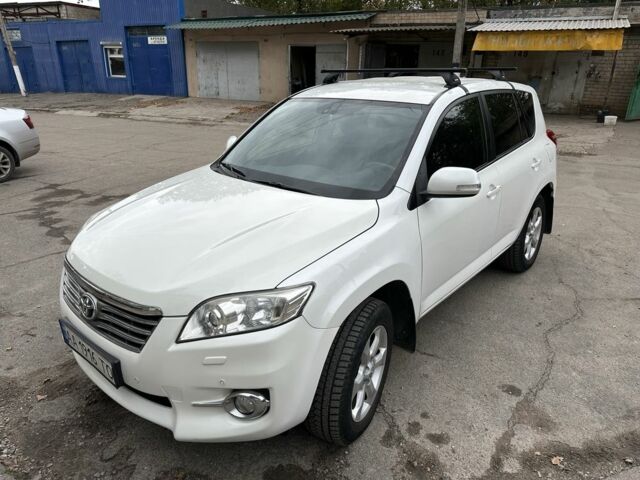 Білий Тойота РАВ 4, об'ємом двигуна 0 л та пробігом 168 тис. км за 12900 $, фото 2 на Automoto.ua