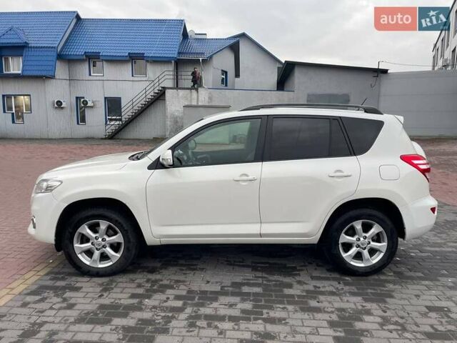 Белый Тойота РАВ 4, объемом двигателя 2.23 л и пробегом 218 тыс. км за 12000 $, фото 12 на Automoto.ua