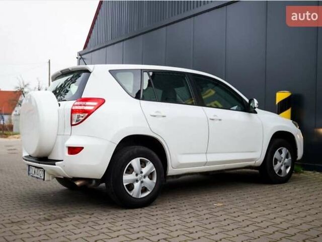 Білий Тойота РАВ 4, об'ємом двигуна 0 л та пробігом 253 тис. км за 6200 $, фото 11 на Automoto.ua