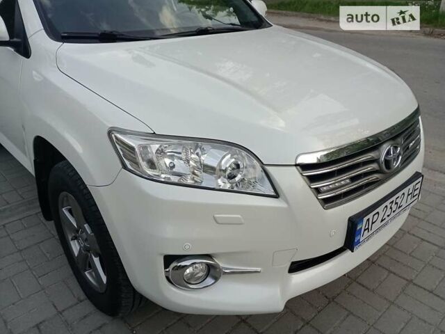 Білий Тойота РАВ 4, об'ємом двигуна 2 л та пробігом 130 тис. км за 14500 $, фото 12 на Automoto.ua