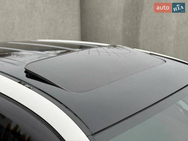 Білий Тойота РАВ 4, об'ємом двигуна 2 л та пробігом 173 тис. км за 12499 $, фото 2 на Automoto.ua