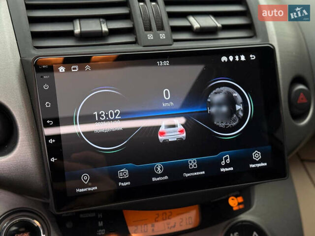 Білий Тойота РАВ 4, об'ємом двигуна 2 л та пробігом 173 тис. км за 12499 $, фото 13 на Automoto.ua