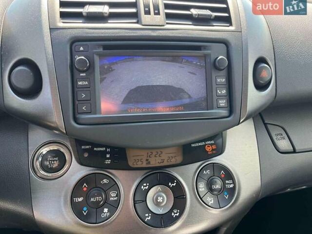 Белый Тойота РАВ 4, объемом двигателя 2.2 л и пробегом 269 тыс. км за 7800 $, фото 15 на Automoto.ua