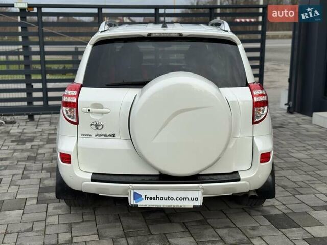 Білий Тойота РАВ 4, об'ємом двигуна 2 л та пробігом 297 тис. км за 14900 $, фото 11 на Automoto.ua