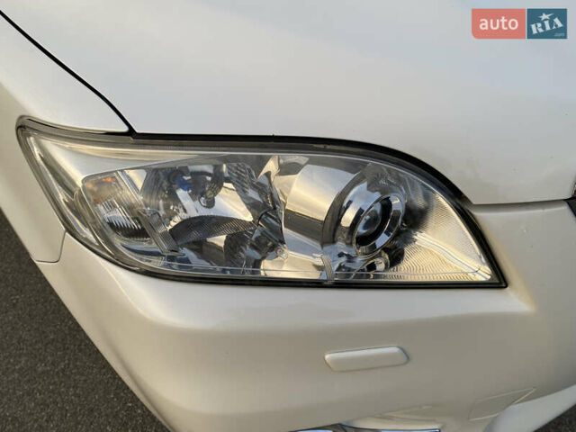 Тойота РАВ 4 2012 в Киеве на Automoto.ua Белый Тойота РАВ 4, объемом двигателя 1.99 л и пробегом 125 тыс. км за 16500 $, фото 32 на Automoto.ua