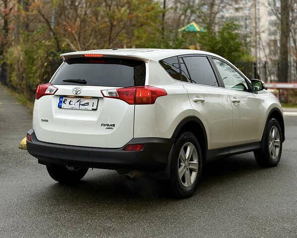 Білий Тойота РАВ 4, об'ємом двигуна 2.23 л та пробігом 250 тис. км за 15500 $, фото 3 на Automoto.ua