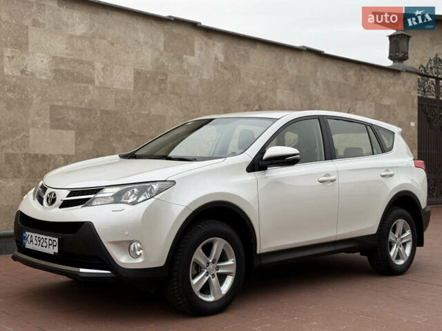 Белый Тойота РАВ 4, объемом двигателя 2.5 л и пробегом 79 тыс. км за 19200 $, фото 10 на Automoto.ua