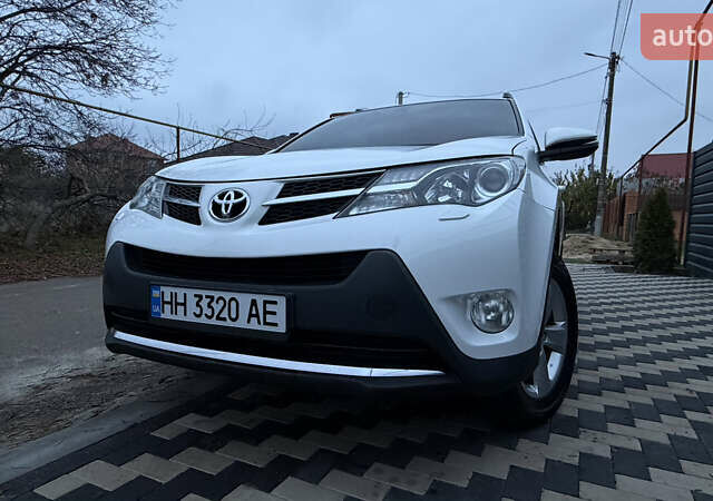 Белый Тойота РАВ 4, объемом двигателя 2.49 л и пробегом 252 тыс. км за 15500 $, фото 18 на Automoto.ua