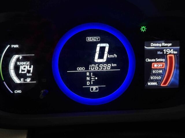 Белый Тойота РАВ 4, объемом двигателя 0 л и пробегом 107 тыс. км за 11000 $, фото 12 на Automoto.ua