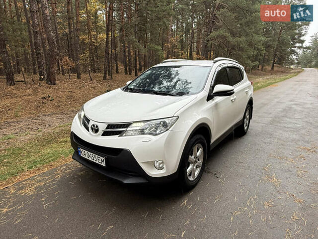 Тойота РАВ 4 2013 у Києві на Automoto.ua Білий Тойота РАВ 4, об'ємом двигуна 2 л та пробігом 192 тис. км за 16800 $, фото 61 на Automoto.ua