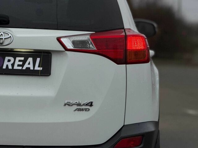 Белый Тойота РАВ 4, объемом двигателя 2.2 л и пробегом 209 тыс. км за 14900 $, фото 7 на Automoto.ua