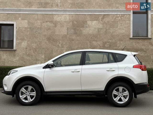 Белый Тойота РАВ 4, объемом двигателя 2.5 л и пробегом 79 тыс. км за 19200 $, фото 28 на Automoto.ua
