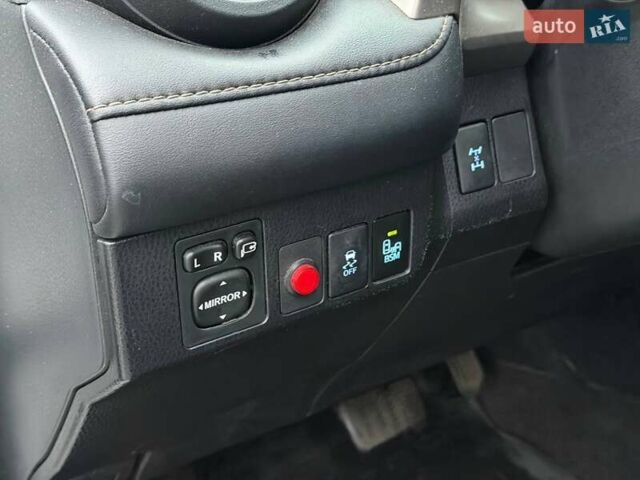 Білий Тойота РАВ 4, об'ємом двигуна 2.23 л та пробігом 209 тис. км за 14900 $, фото 37 на Automoto.ua