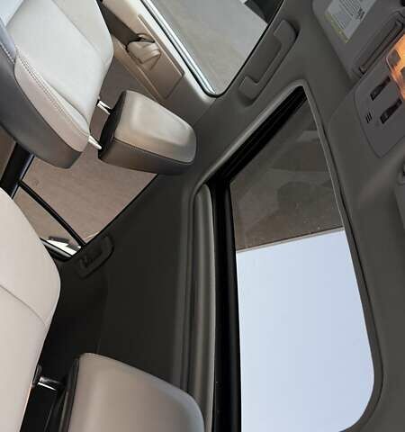 Тойота РАВ 4 2013 в Тернополе на Automoto.ua Белый Тойота РАВ 4, объемом двигателя 2.49 л и пробегом 169 тыс. км за 15999 $, фото 23 на Automoto.ua