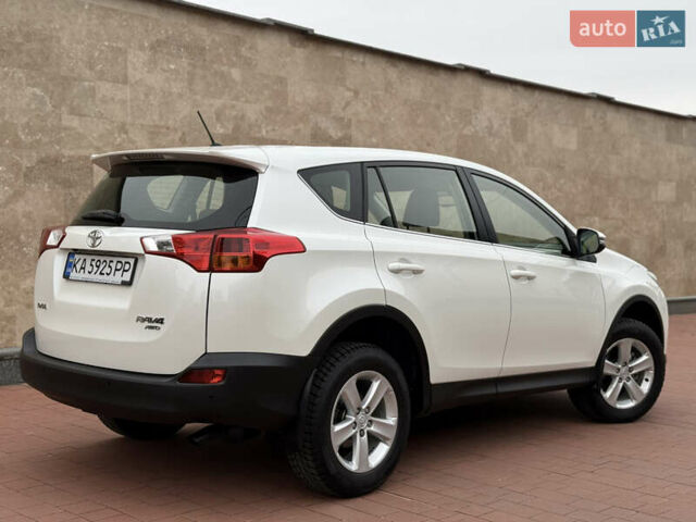 Белый Тойота РАВ 4, объемом двигателя 2.5 л и пробегом 79 тыс. км за 19200 $, фото 20 на Automoto.ua
