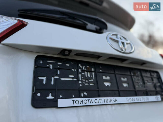 Белый Тойота РАВ 4, объемом двигателя 2 л и пробегом 98 тыс. км за 18200 $, фото 20 на Automoto.ua