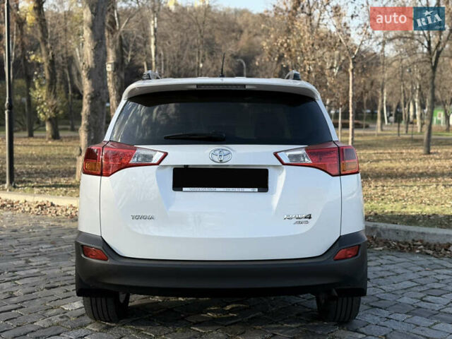 Белый Тойота РАВ 4, объемом двигателя 2 л и пробегом 98 тыс. км за 18200 $, фото 12 на Automoto.ua