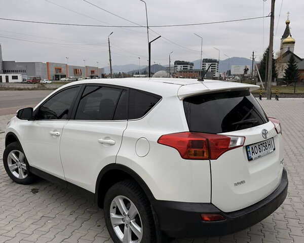 Білий Тойота РАВ 4, об'ємом двигуна 2.23 л та пробігом 220 тис. км за 17200 $, фото 21 на Automoto.ua