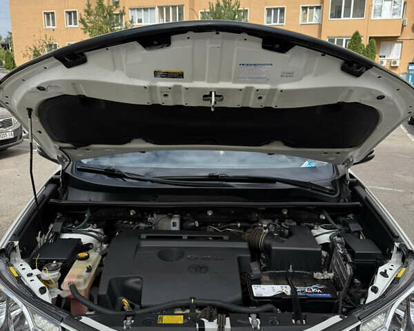 Белый Тойота РАВ 4, объемом двигателя 2.23 л и пробегом 308 тыс. км за 16700 $, фото 6 на Automoto.ua