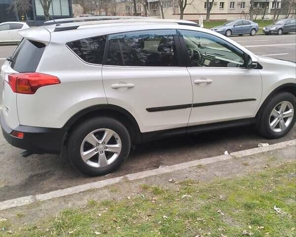 Белый Тойота РАВ 4, объемом двигателя 2.23 л и пробегом 309 тыс. км за 15300 $, фото 18 на Automoto.ua