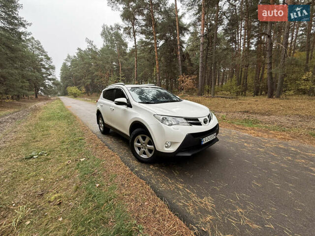 Тойота РАВ 4 2013 у Києві на Automoto.ua Білий Тойота РАВ 4, об'ємом двигуна 2 л та пробігом 192 тис. км за 16800 $, фото 47 на Automoto.ua
