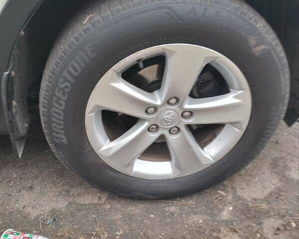 Белый Тойота РАВ 4, объемом двигателя 2.23 л и пробегом 309 тыс. км за 15300 $, фото 14 на Automoto.ua