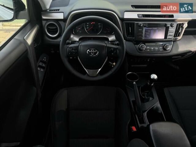 Белый Тойота РАВ 4, объемом двигателя 2.23 л и пробегом 182 тыс. км за 14500 $, фото 52 на Automoto.ua