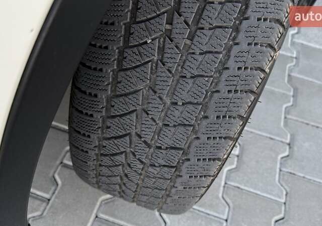 Тойота РАВ 4 2013 в Тернополе на Automoto.ua Белый Тойота РАВ 4, объемом двигателя 2.49 л и пробегом 169 тыс. км за 15999 $, фото 14 на Automoto.ua