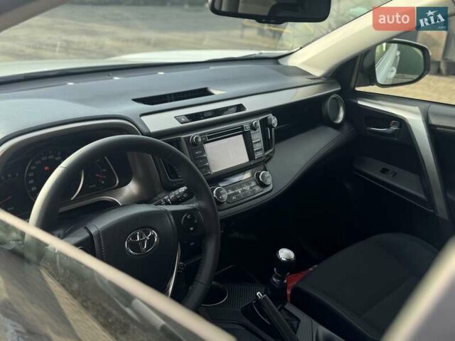 Белый Тойота РАВ 4, объемом двигателя 2.23 л и пробегом 182 тыс. км за 14500 $, фото 30 на Automoto.ua