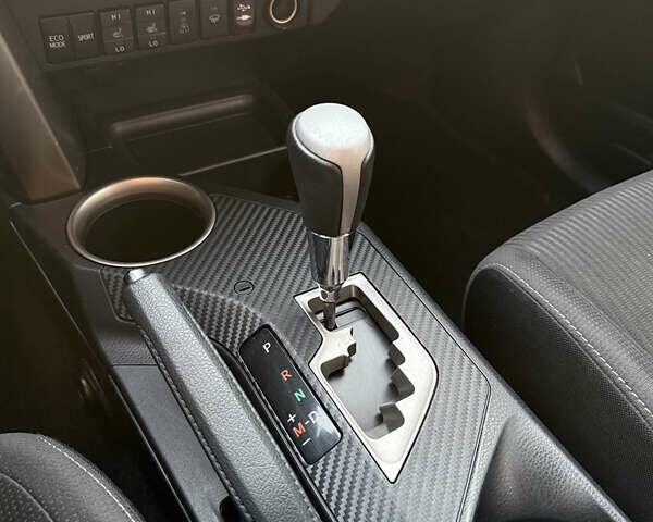 Белый Тойота РАВ 4, объемом двигателя 2.23 л и пробегом 193 тыс. км за 16750 $, фото 28 на Automoto.ua