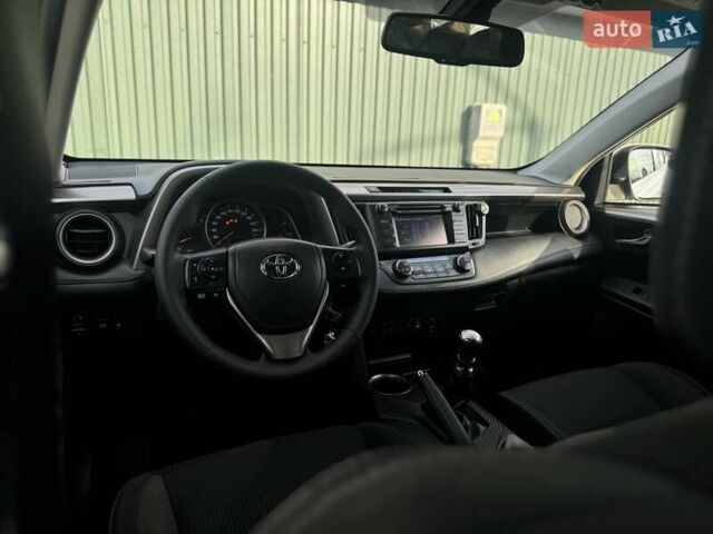 Белый Тойота РАВ 4, объемом двигателя 2.23 л и пробегом 182 тыс. км за 14500 $, фото 50 на Automoto.ua