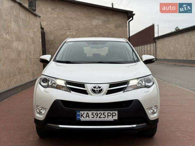 Белый Тойота РАВ 4, объемом двигателя 2.5 л и пробегом 79 тыс. км за 19200 $, фото 12 на Automoto.ua