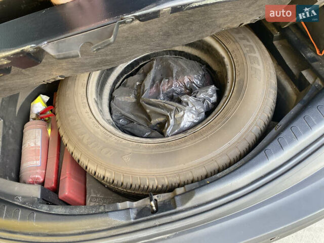 Білий Тойота РАВ 4, об'ємом двигуна 2.23 л та пробігом 158 тис. км за 15400 $, фото 48 на Automoto.ua