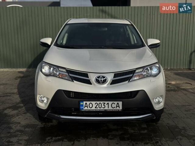 Белый Тойота РАВ 4, объемом двигателя 2.23 л и пробегом 182 тыс. км за 14500 $, фото 11 на Automoto.ua