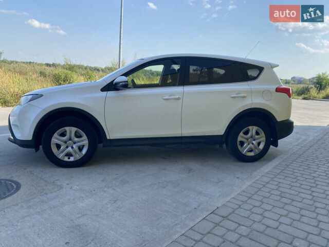 Білий Тойота РАВ 4, об'ємом двигуна 2.23 л та пробігом 158 тис. км за 15400 $, фото 19 на Automoto.ua