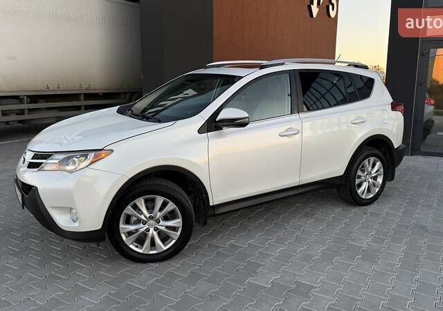 Тойота РАВ 4 2013 в Тернополе на Automoto.ua Белый Тойота РАВ 4, объемом двигателя 2.49 л и пробегом 169 тыс. км за 15999 $, фото 3 на Automoto.ua