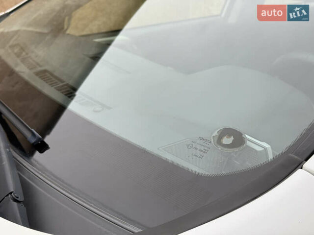 Белый Тойота РАВ 4, объемом двигателя 2.5 л и пробегом 79 тыс. км за 19200 $, фото 35 на Automoto.ua