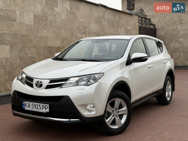 Белый Тойота РАВ 4, объемом двигателя 2.5 л и пробегом 79 тыс. км за 19200 $, фото 7 на Automoto.ua